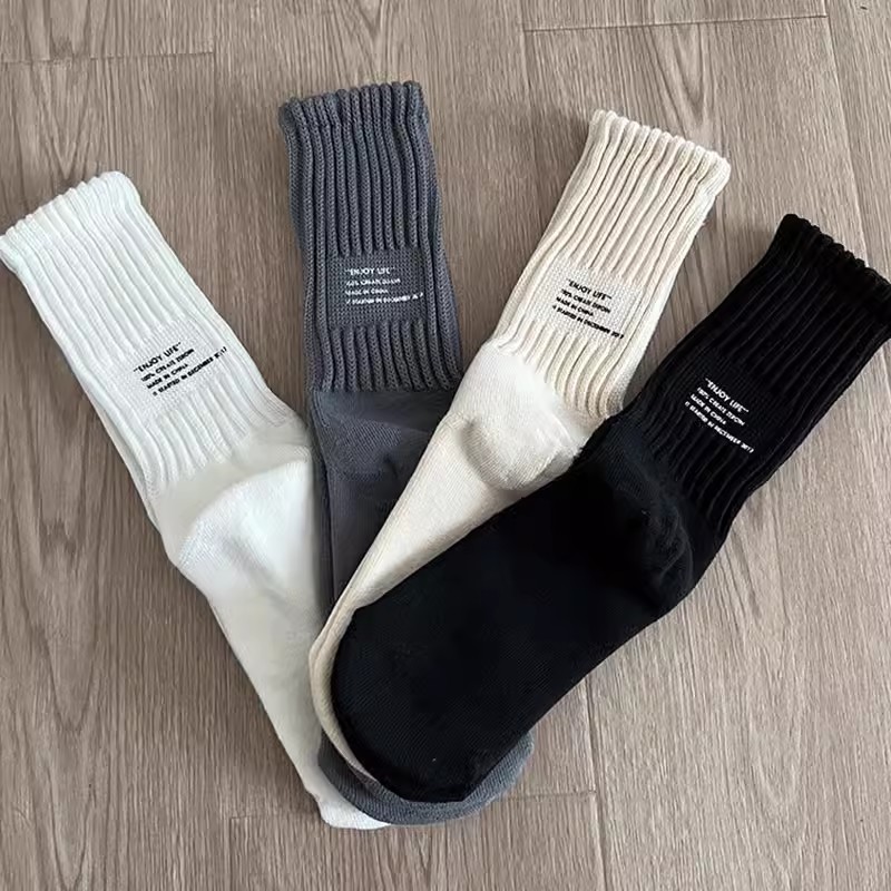 Fear Of God Essential - ถุงเท้าผ้าฝ้ายมีตัวอักษรระบายอากาศได้ดีสำหรับผู้ชายและกีฬาสำหรับผู้หญิงถุงเท้าทรงลูกเรือถุงเท้าฮิปฮอปสเก็ตบอร์ดธรรมดาพื้นสำหรับฤดูใบไม้ร่วงฤดูหนาว