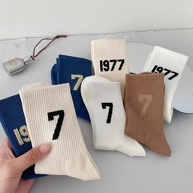 ถุงเท้าผ้าฝ้าย 1977 แฟชั่นUnis - Fear Of God Essential บทวิจารณ์และราคา